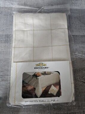 Zweigart Tablecloth Silvretta Needlework Fabric 28 Ct New Vtg 55x55 Sq 241e